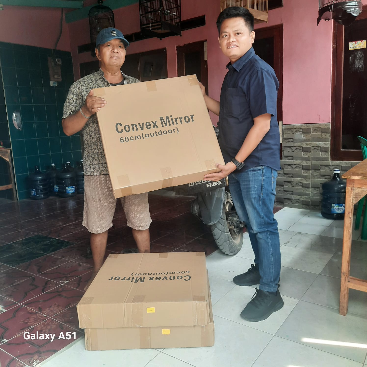 Bantuan Sarana dan Prasarana Penerangan Jalan dan Rambu Jalan